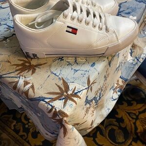Tommy Hilfiger White Sneakers